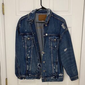 AE Oversized Distressed Denim Jacket